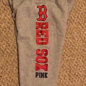 👗 3/$25 Boston Red Sox Sweat Pants - Size Small